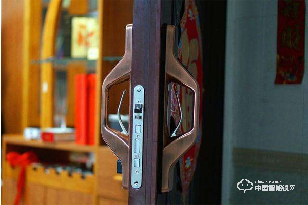 六孚指紋鎖怎么樣 六孚指紋鎖質量如何