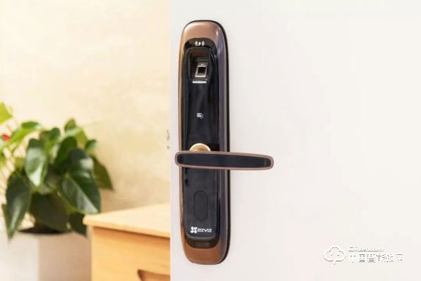 螢石智能鎖怎么樣 螢石智能鎖功能介紹