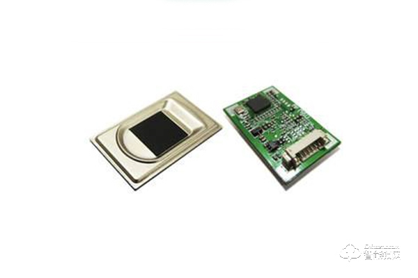 智能鎖選擇光學(xué)指紋頭還是半導(dǎo)體指紋頭好？