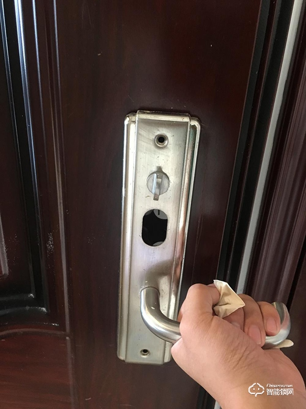 安裝指紋鎖教程