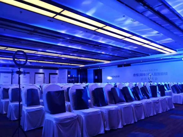 忠恒高配智能門(mén)鎖丨人臉解鎖，顏值與科技更勝一籌 ——忠恒超體3號(hào)人臉智能鎖全球發(fā)布