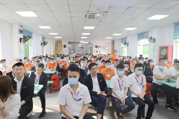 奮進(jìn)之志，昂揚(yáng)不滅：皇家金盾人臉鎖十一月員工大會圓滿召開