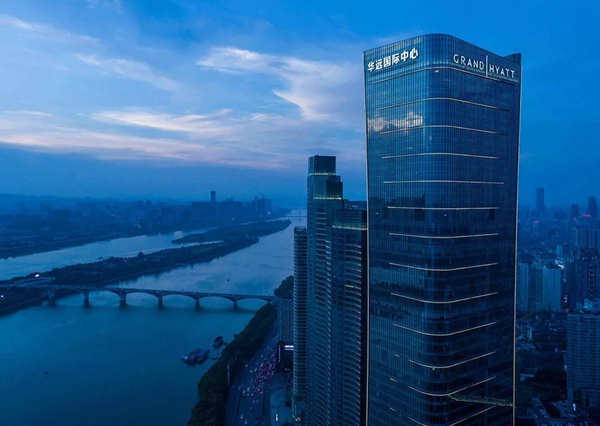 河?xùn)|智能家居：VISAYA意境酒店，當(dāng)桃花源遇見了智能控制