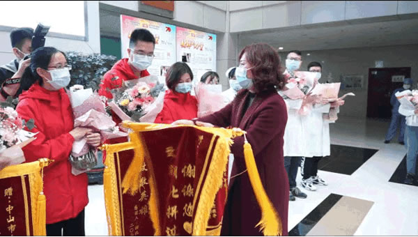 News | 楊格，歡迎最美逆行者歸來！