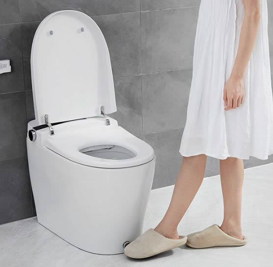 云米全屋互聯網家電：為什么說家里最好裝智能馬桶？