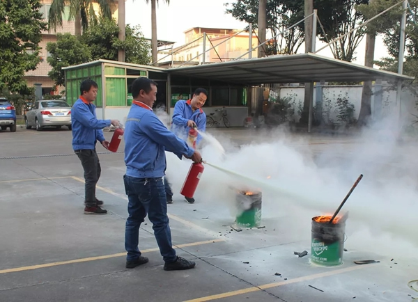 粵奇勝電氣 開展消防安全演練及急救知培訓識活動