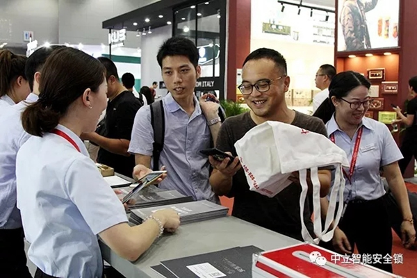 中立智能鎖2019廣州建博會之行圓滿落幕，5重安全防護權威加冕