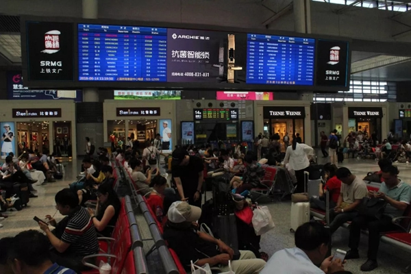 雅潔五金智能鎖高鐵廣告霸屏續航，搶灘核心高鐵樞紐