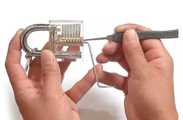 三星智能鎖多種開鎖方式，安全省心