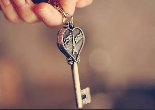 頂吉無孔智能鎖：人生如鎖，心是鑰匙