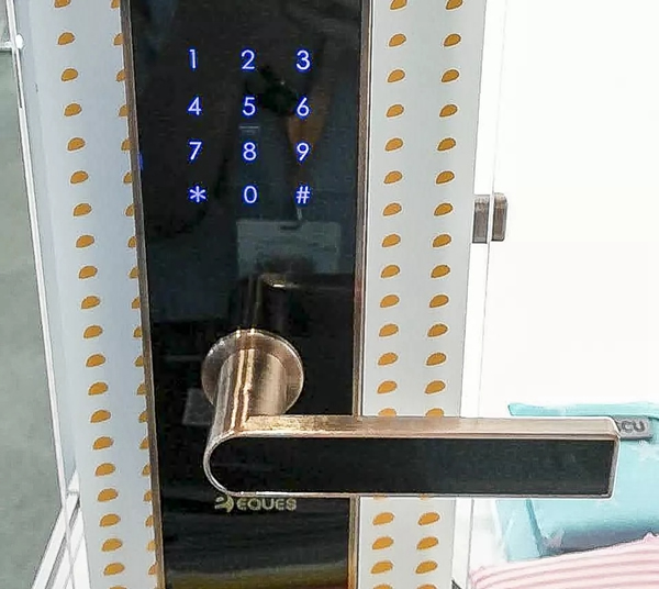 移康智能瑣AI防護(hù)科技在2018年中國(guó)工博會(huì)全新亮相！