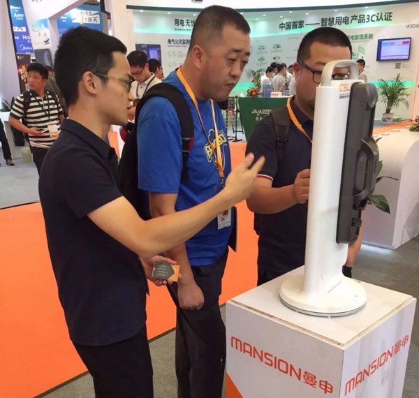 中國智能鎖共享產(chǎn)業(yè)平臺(tái)（CSLP）攜4款系列新品出擊上海智能家居展