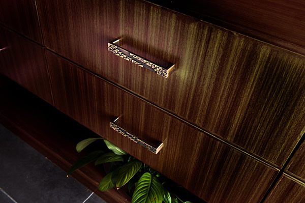 山寨橫行，堅(jiān)持“原創(chuàng)”的雅麗斯有錯(cuò)嗎？