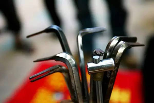 揭秘：手機(jī)門鎖獨(dú)門防盜秘招