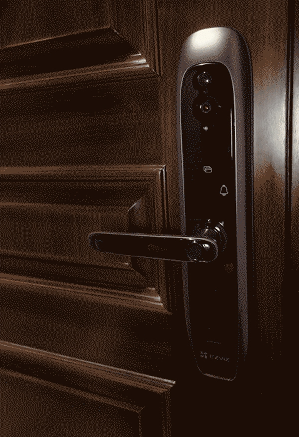 螢石智能家居：智能鎖、監控、門鈴三合一的可視門鎖體驗