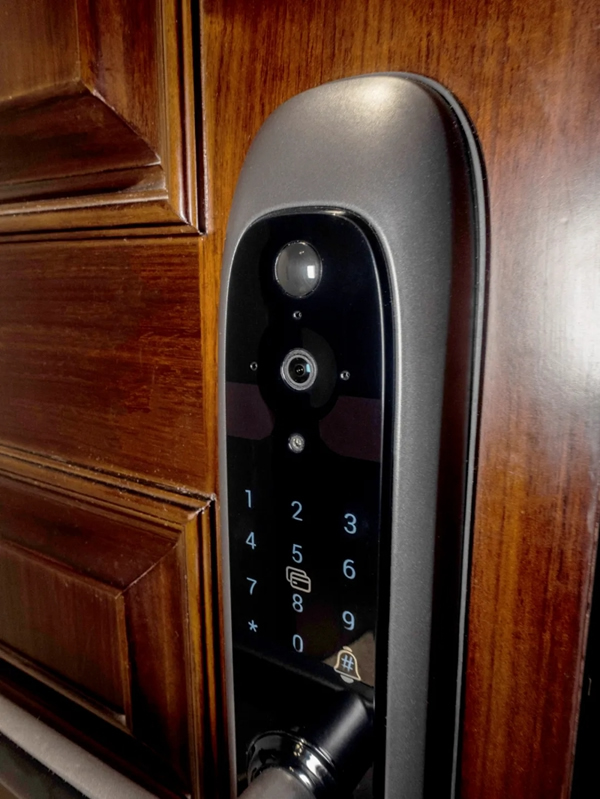 螢石智能家居：智能鎖、監控、門鈴三合一的可視門鎖體驗