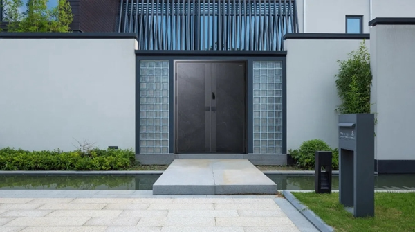 上有老下有小，海爾UHOME智能門少不了！