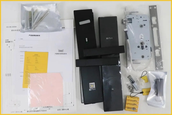 顏值超群，內在有料！行業權威媒體拆機測評KUB-KX9智能鎖!