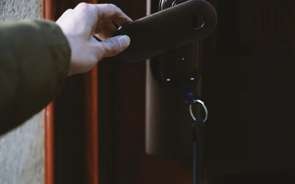 孔明獎(jiǎng)獲得者--TCL物聯(lián)網(wǎng)智能鎖K6C達(dá)人首測來啦！