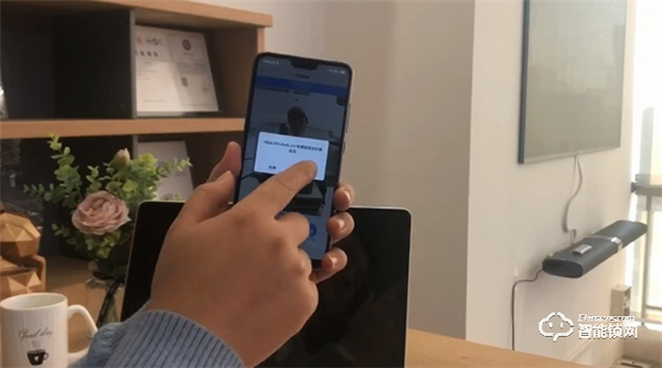 新規出臺，快遞必須送上門！可以收快遞的人臉識別鎖來了！