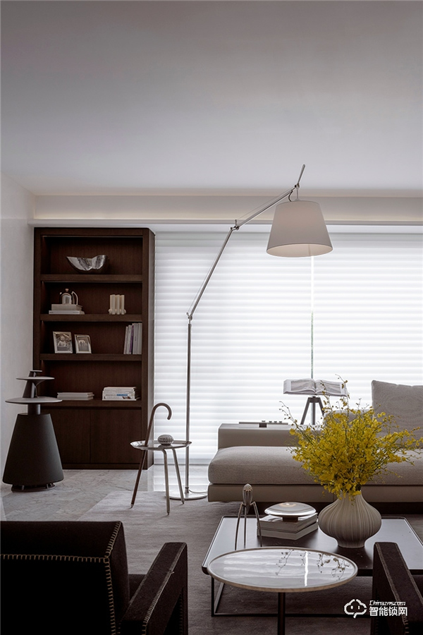 航鷹智能鎖 | 只有安全的家，才有幸福的生活！