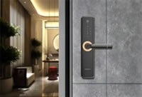 亞太天能‖沒想到智屏+貓眼的智能鎖，隱藏著這么大的守護力？！