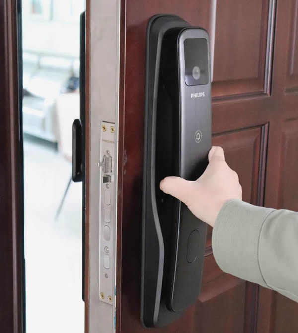 2024年火遍全小區(qū)的飛利浦智能鎖DDL702-FVP,豈止刷臉開門? 2024年火遍全小區(qū)的飛利浦智能鎖DDL702-FVP,豈止刷臉開門?