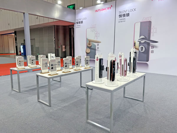 匯泰龍驚艷亮相佛山門窗博覽會暨定制家居博覽會！