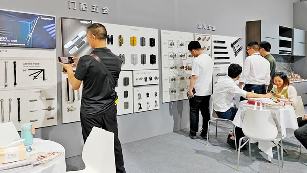 匯泰龍全屋五金震撼亮相2023中國(guó)成都建博會(huì)！