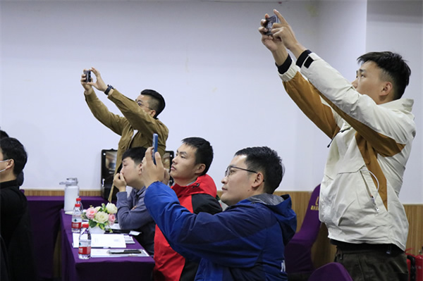 《智和家·米家智能家居工程師訓(xùn)練營(yíng)》圓滿結(jié)束，打造未來(lái)智能生活的核心力量