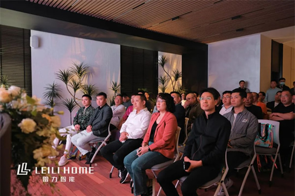 雷力藝術(shù)智能生活品鑒會(huì)圓滿成功