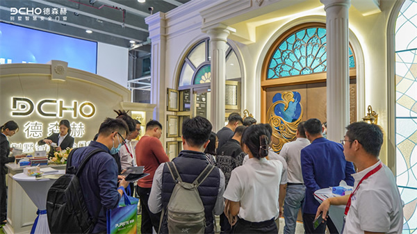 德森赫×高定展｜重磅亮相，開啟藝術智能門窗新時代