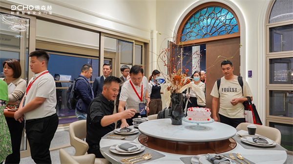 德森赫×高定展｜重磅亮相，開啟藝術智能門窗新時代