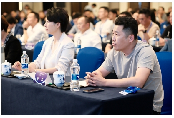 2023年鴻雁全國(guó)經(jīng)銷商大會(huì)暨秋季新品發(fā)布會(huì)圓滿落幕