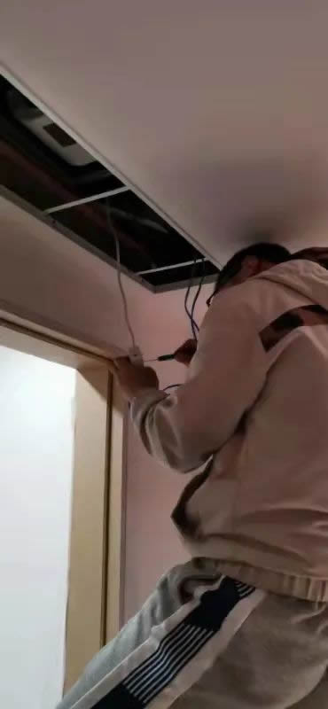 世聰智能 × 人物訪談 | 高級工程師張奇：我變強了，但我沒有變禿！