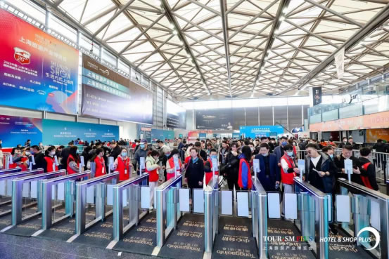 重構酒店機器人數智新應用 | 博歌攜手以色列temi機器人家族驚艷亮相上海國際酒店工程設計與用品博覽