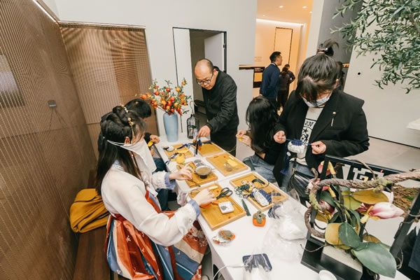 科技與詩(shī)意：3.17日陜西首家最具詩(shī)意的華為全屋智能授權(quán)體驗(yàn)店盛大開(kāi)業(yè)！