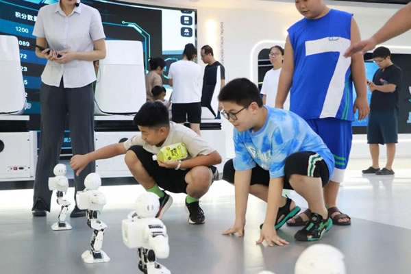 科普研學，走進文達通智能家居的數字城市展館_6