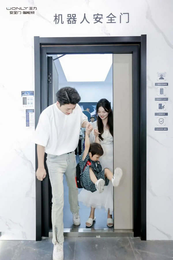 王力打造入戶門風向標驚艷全場，載譽收官！_9