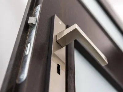 嵌入式智能鎖成高端入戶門標配  智能鎖行業何去何從？